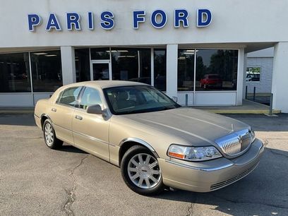 Used 2006 Lincoln Town Car Signature Limited