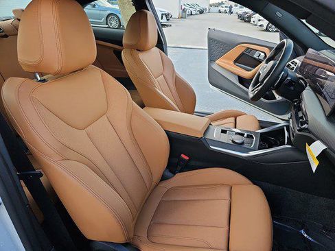 Used 2025 BMW 230i Coupe w/ M Sport Package image 10