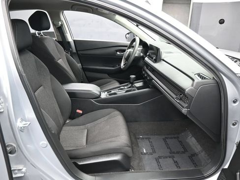 Used 2024 Honda Accord LX image 37