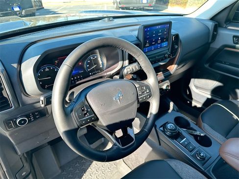 Certified 2024 Ford Bronco Sport Outer Banks w/ Tech Package image 10