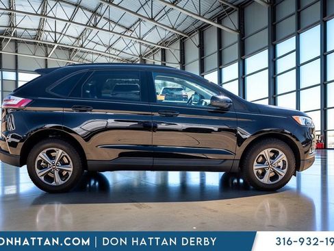 Used 2024 Ford Edge SEL w/ Sport Appearance Package AWD/4WD image 31