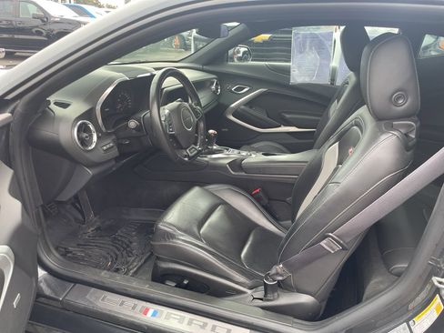 Used 2017 Chevrolet Camaro SS image 12