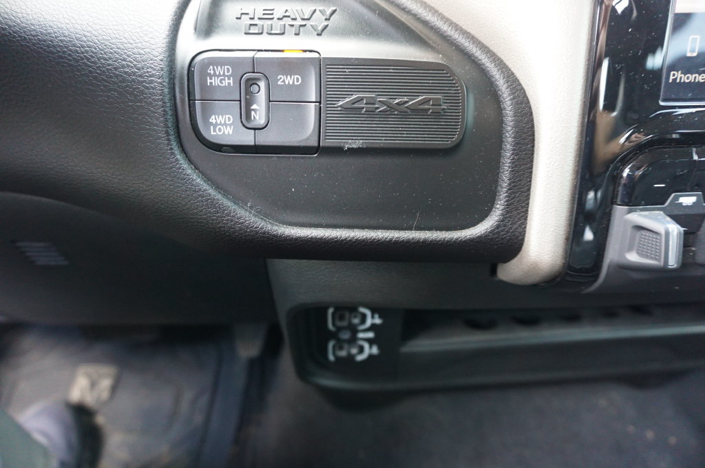 Used 2024 RAM 2500 Laramie AWD/4WD image 15