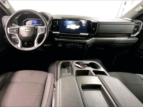 Used 2024 Chevrolet Silverado 1500 LT image 21