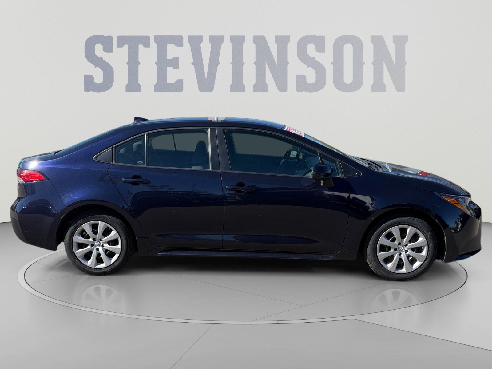 Used 2024 Toyota Corolla LE FWD image 6