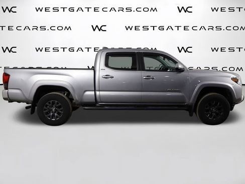 Used 2020 Toyota Tacoma SR5 image 44