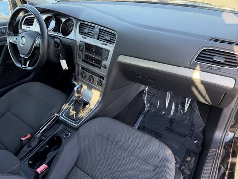 Used 2016 Volkswagen Golf S FWD image 35