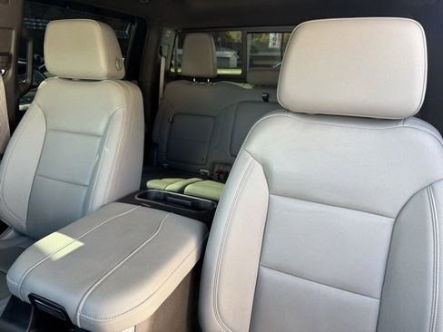 Used 2024 Chevrolet Silverado 1500 LTZ image 17