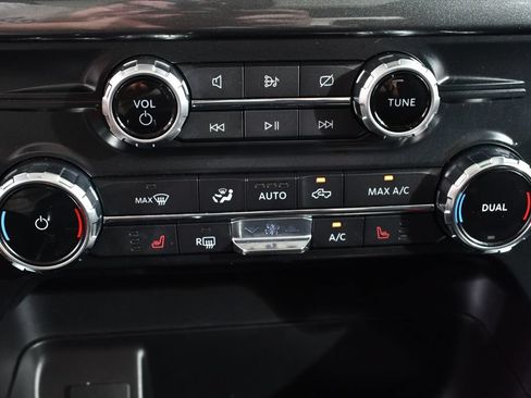 Used 2022 Ford F150 XLT w/ Equipment Group 302A High AWD/4WD image 29