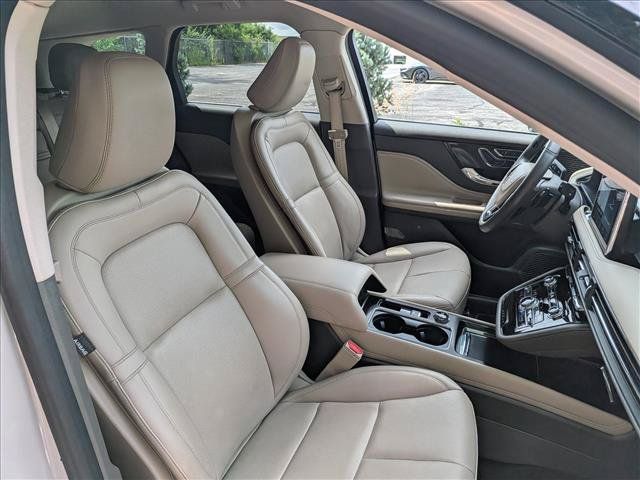 Used 2022 Lincoln Corsair AWD w/ Equipment Group 101A image 14