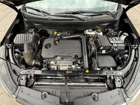 Certified 2024 Chevrolet Equinox LT w/ LPO, Floor Liner Package image 10