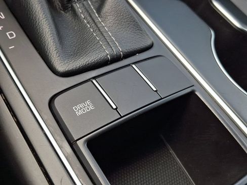 Used 2019 Kia Sorento FWD V6 image 22