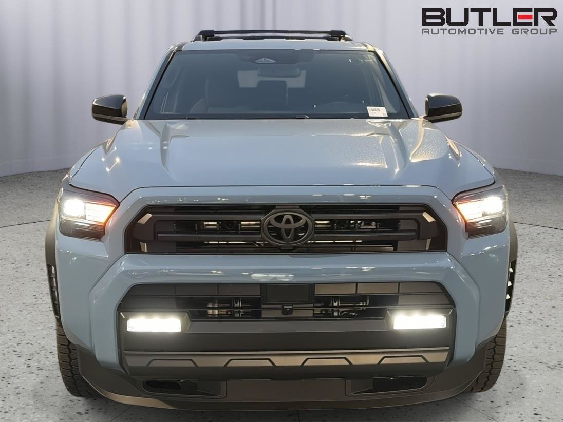 New 2026 Toyota 4Runner SR5 AWD/4WD image 9