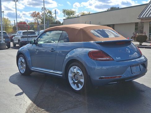Used 2019 Volkswagen Beetle 2.0T Final Edition SEL image 4