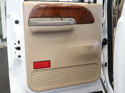 Used 2000 Ford F350 Lariat image 66