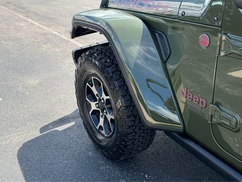 Used 2021 Jeep Wrangler Unlimited Rubicon AWD/4WD image 13