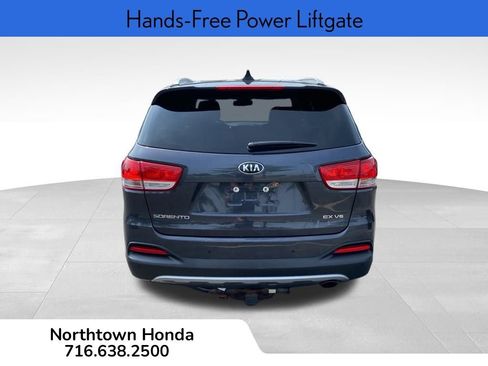 Used 2017 Kia Sorento EX w/ EX V6 Premium Package image 8