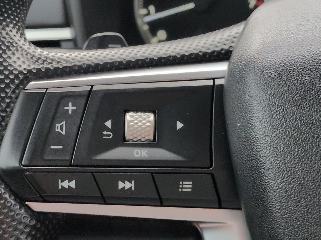 Used 2022 Mitsubishi Outlander ES FWD image 23