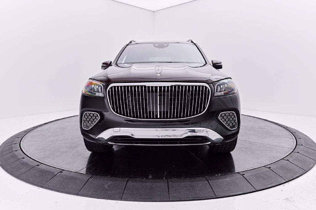 Used 2024 Mercedes-Benz Maybach GLS 600 4MATIC image 15