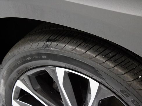 Used 2025 MAZDA CX-50 AWD 2.5 S w/ Premium Plus Pkg image 21