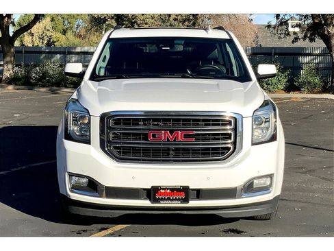 Used 2020 GMC Yukon SLT AWD/4WD image 3