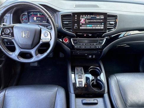Certified 2020 Honda Pilot Touring image 26
