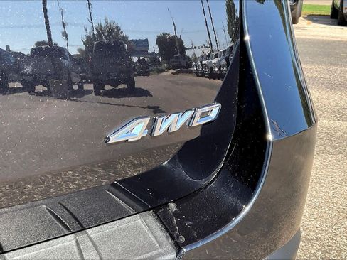 Used 2025 Ford Explorer ST-Line AWD/4WD image 30
