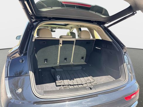 Used 2023 Audi Q5 2.0T Premium Plus w/ Premium Plus Package image 11