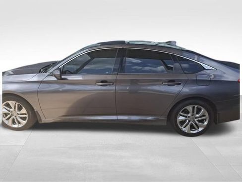 Used 2019 Honda Accord LX image 3