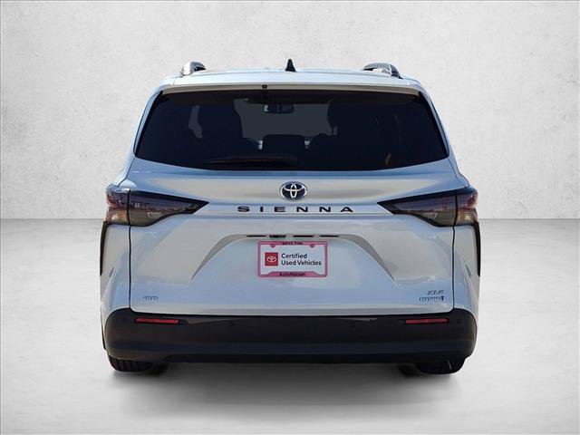 Used 2023 Toyota Sienna XLE w/ XLE Plus Package AWD/4WD image 7