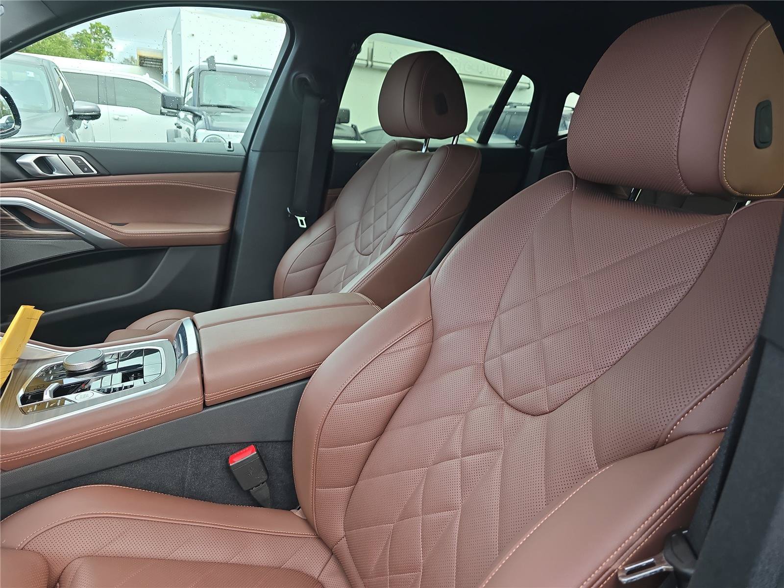 Certified 2024 BMW X6 xDrive40i AWD/4WD image 18