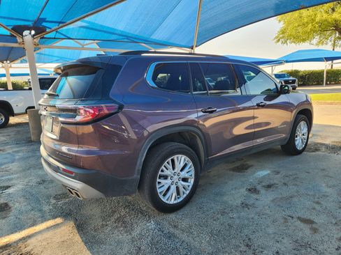 Used 2024 GMC Acadia Elevation w/ Luxury Package FWD image 4