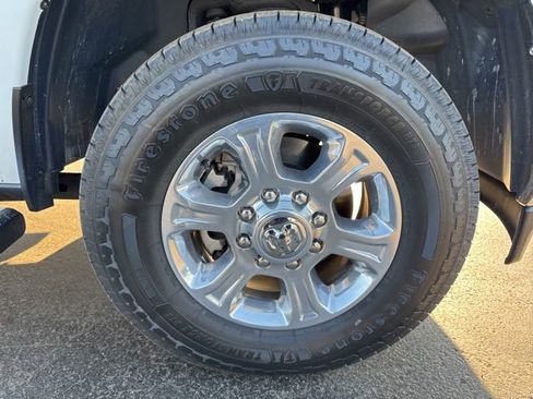 Used 2024 RAM 2500 Lone Star image 30