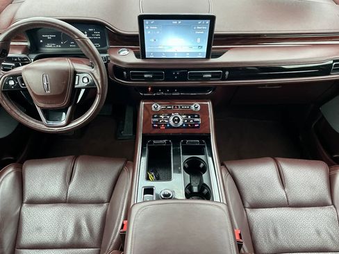Used 2020 Lincoln Aviator Black Label w/ Dynamic Handling Package image 3