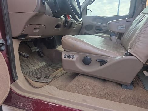 Used 1997 Ford F150 Lariat image 2