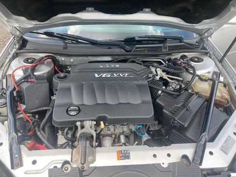 Used 2014 Chevrolet Impala LT w/ LT Sunroof Package FWD image 10