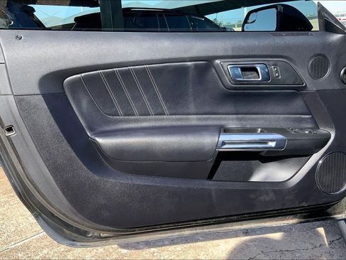 Used 2019 Ford Mustang Premium RWD image 20