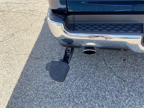 Certified 2023 RAM 1500 Laramie AWD/4WD image 5