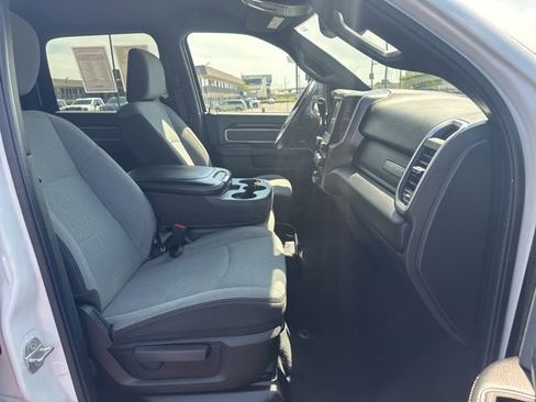 Used 2023 RAM 2500 Big Horn w/ Level 1 Equipment Group image 17