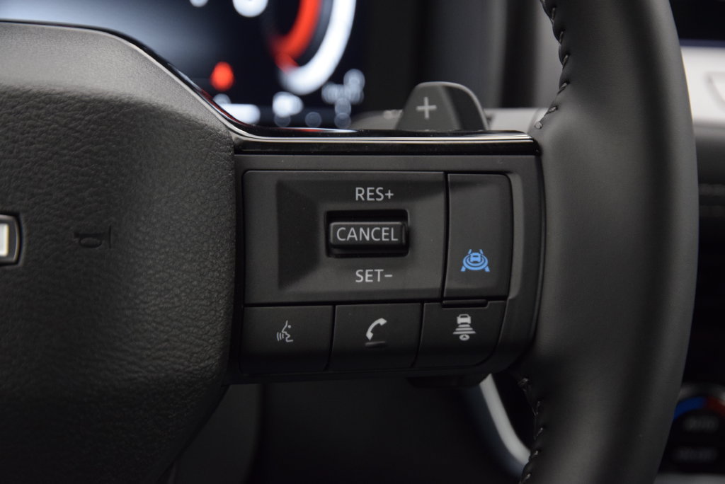 Used 2026 Nissan Rogue SL FWD image 24
