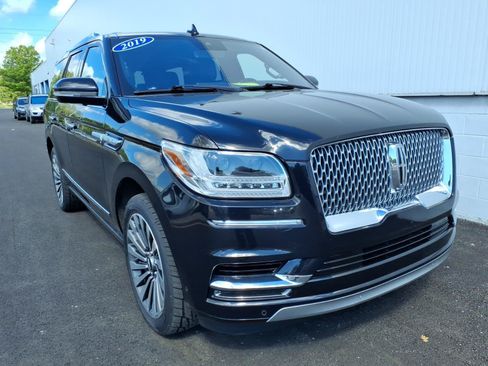 Used 2019 Lincoln Navigator Reserve AWD/4WD image 1