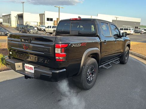 New 2026 Nissan Frontier PRO-4X w/ Pro-4x Convenience Package image 5