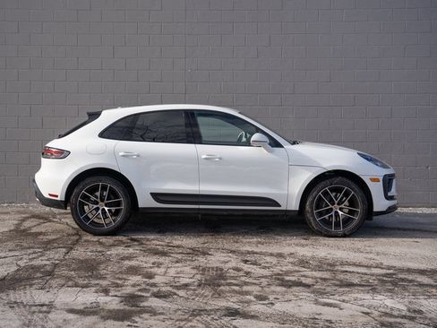 Certified 2025 Porsche Macan image 8