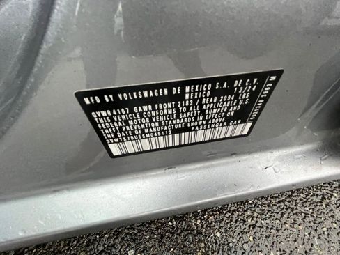 Used 2025 Volkswagen Jetta SE image 9