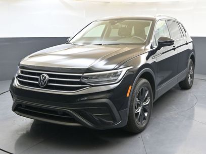 Used 2023 Volkswagen Tiguan SE