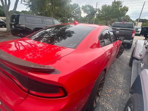 Used 2015 Dodge Charger R/T RWD image 14