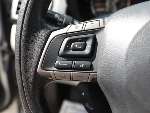 Used 2016 Subaru Forester 2.5i Premium AWD/4WD image 23