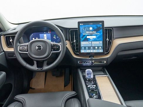 New 2026 Volvo XC60 T8 Ultra w/ Climate Package AWD/4WD image 26