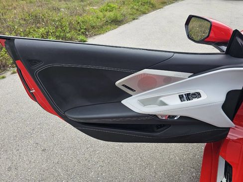 Used 2020 Chevrolet Corvette Stingray Preferred Cpe w/ 2LT Preferred Equipment Group image 36