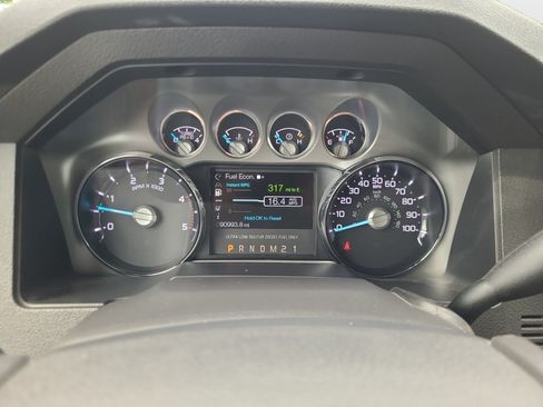 Used 2015 Ford F250 Platinum w/ Snow Plow Prep Package AWD/4WD image 14